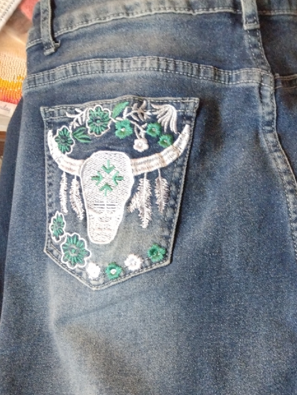 Source Unknown Blue Jeans with White and Green Embroidered Pocket